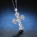 Women's PT950 Platinum Necklace - 1 Carat Moissanite Cross Pendant, Stylish & High-End Vibe, Elegant Statement Jewelry - Image 2